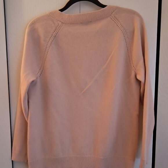 (3) Talbots V-Neck Sweaters - Tan, Lt. Rose, Blue - Size Petite Large - Picture 10 of 14